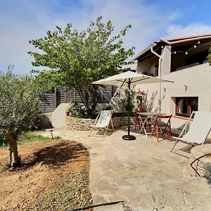 https://la-bohme-by-k6-conciergerie-villas.fr-provencehotel.com